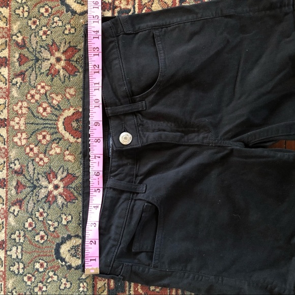 *SOLD* American Eagle Women’s Size 6 Jean Shorts - Picture 7 of 7